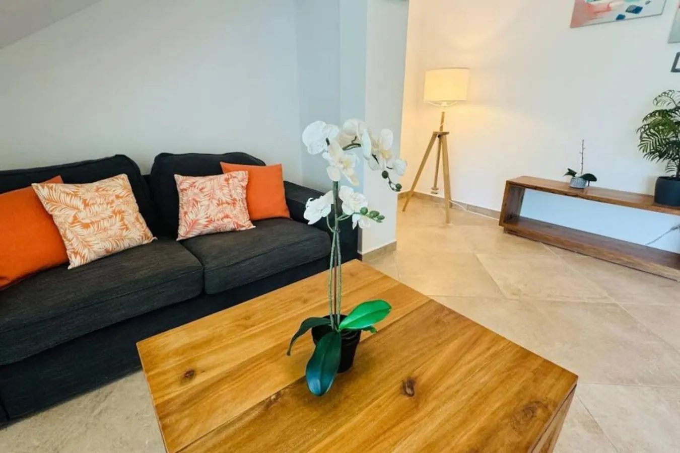 Дом отдыха 540B) Ground Floor Unit, Walk To The Beach Лас Терренас