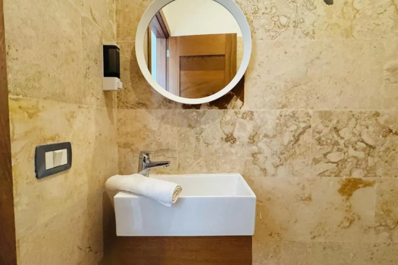 540B) Ground Floor Unit, Walk To The Beach Лас Терренас